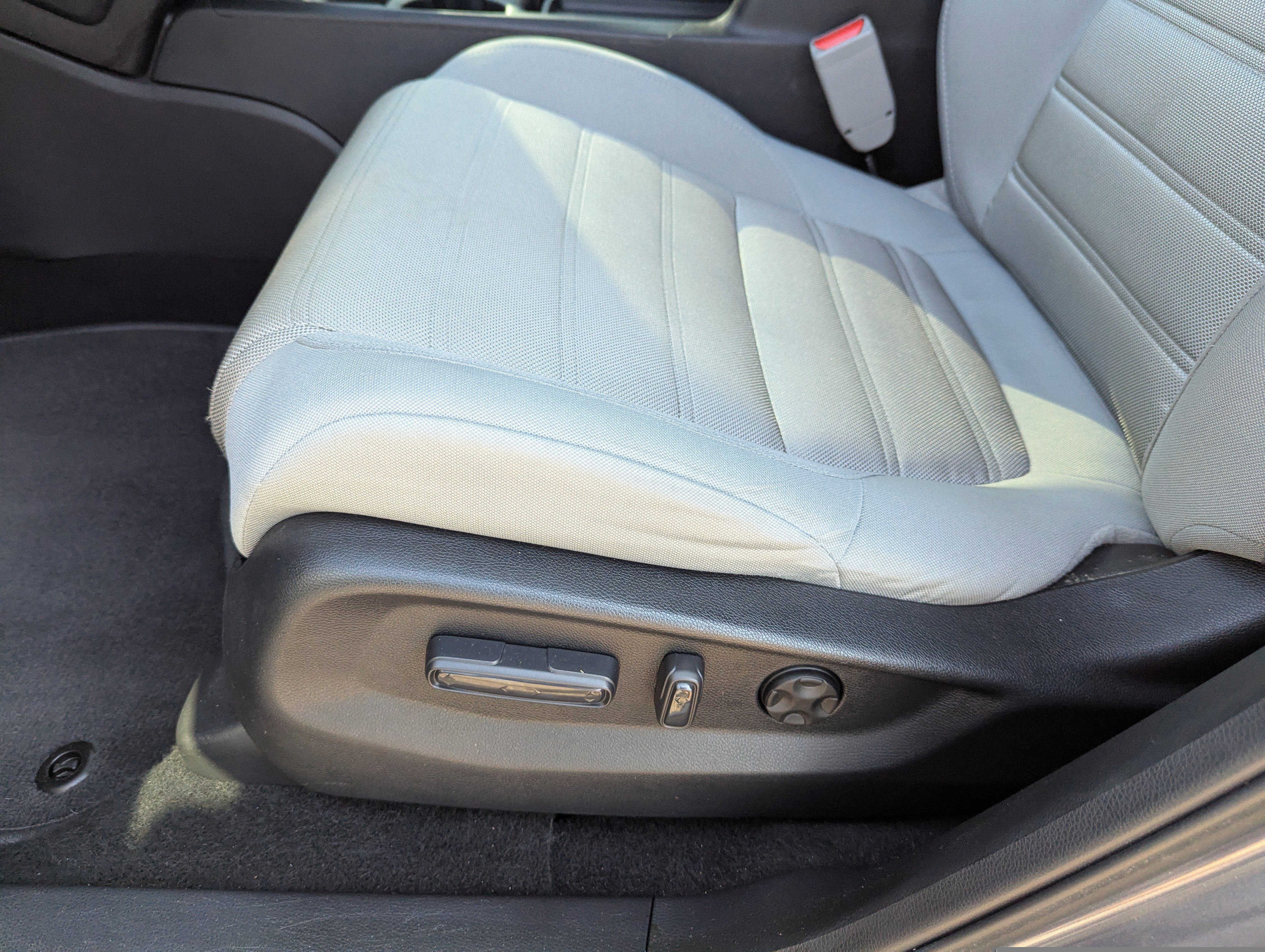 Used 2018 Honda CR-V EX image 18