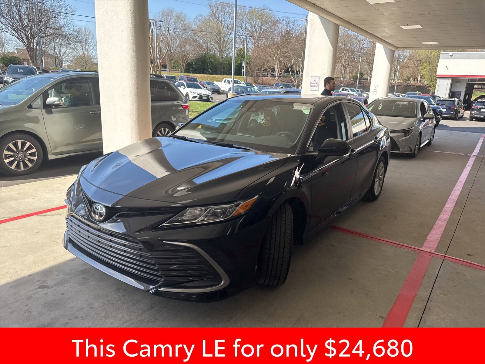 Used 2024 Toyota Camry LE image 5