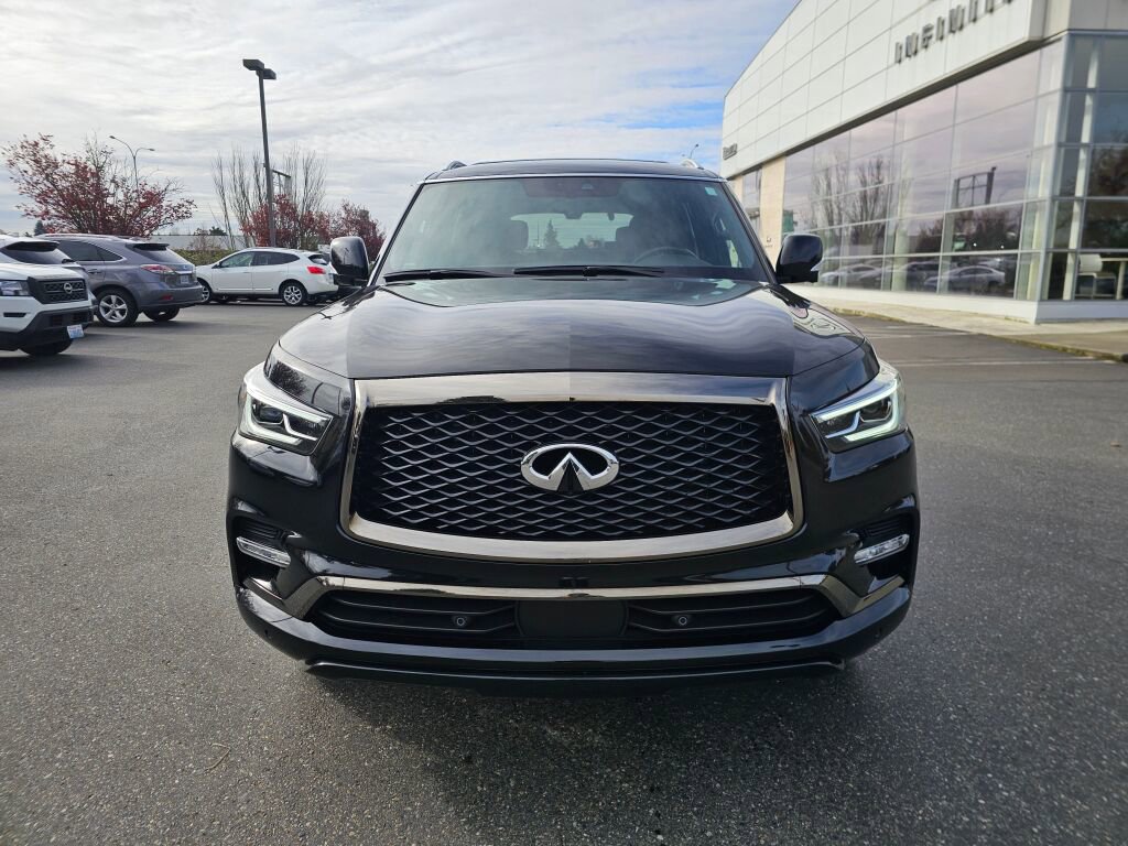 Used 2024 INFINITI QX80 Sensory AWD/4WD image 2