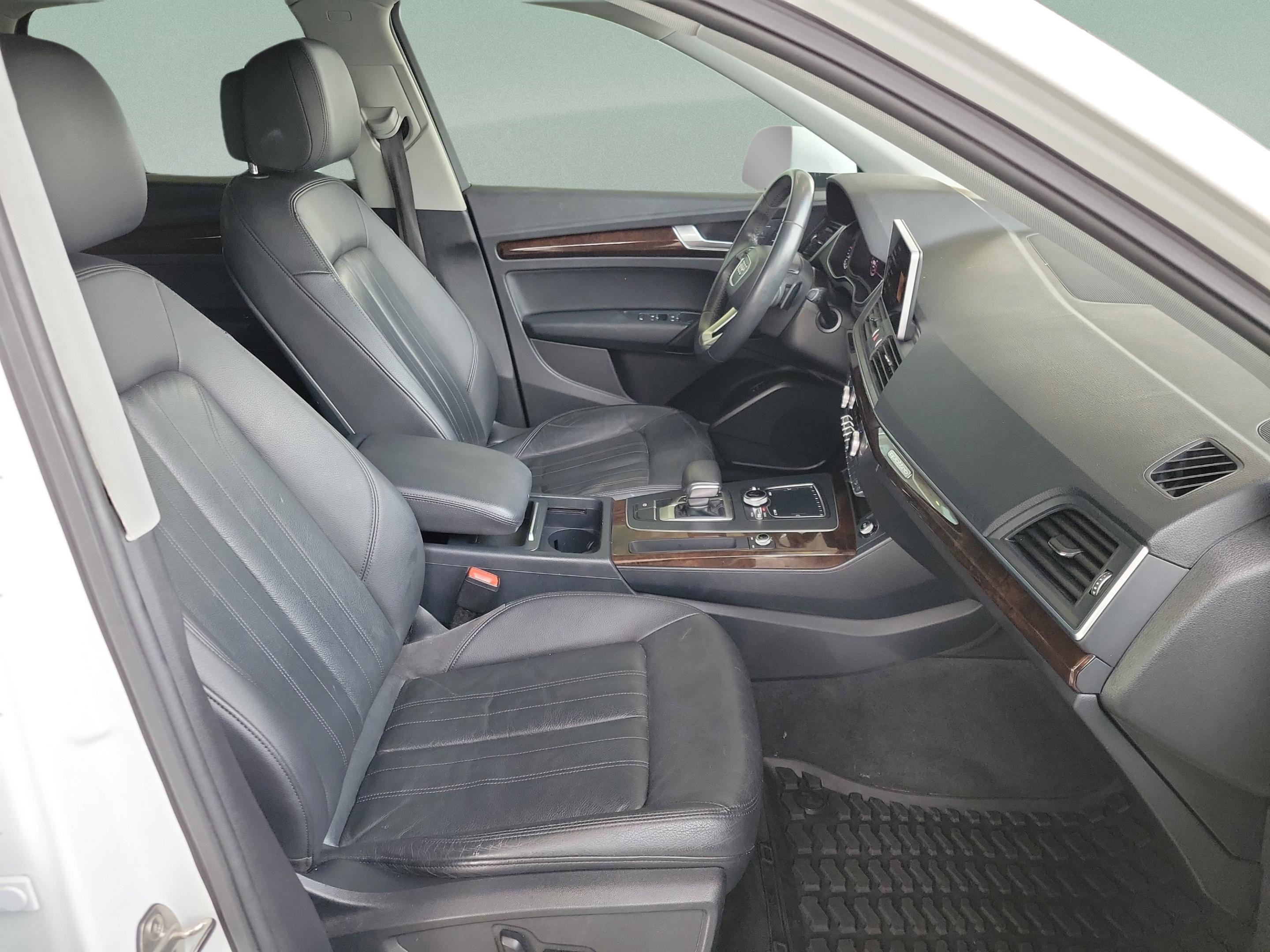 Used 2018 Audi Q5 2.0T Premium image 32