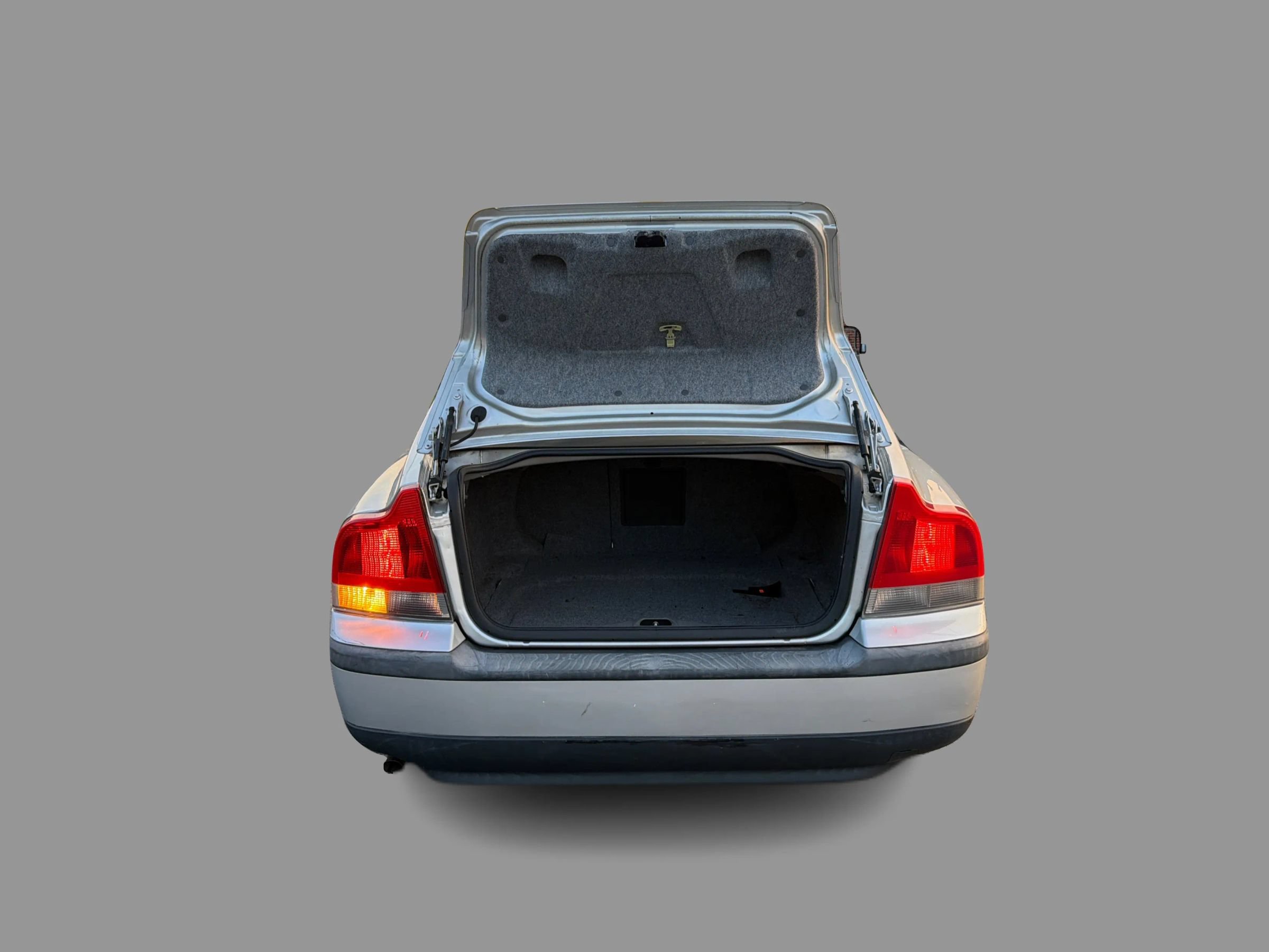 Used 2004 Volvo S60 2.4 FWD image 15