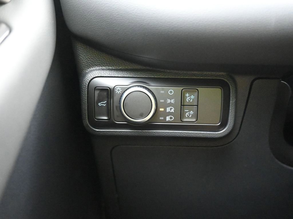 New 2026 Ford Explorer Active image 18