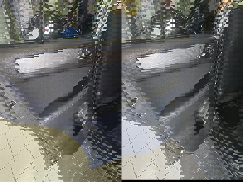 Used 2019 Subaru Outback 2.5i Premium image 12