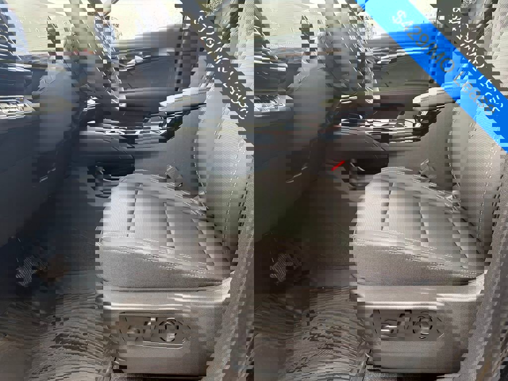 New 2026 Buick Envision Preferred AWD/4WD image 16