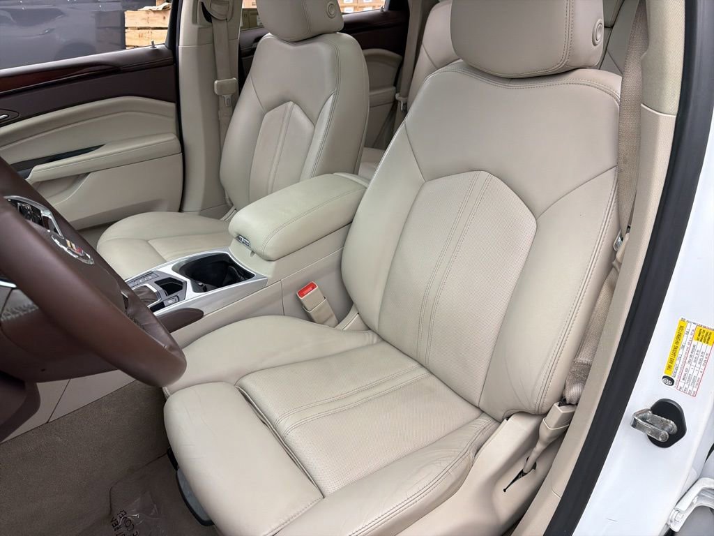 Used 2015 Cadillac SRX Luxury w/ Trailering Package AWD/4WD image 19