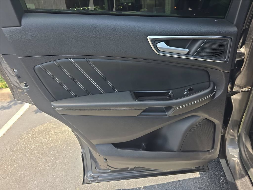 Used 2020 Ford Edge ST w/ Equipment Group 401A AWD/4WD image 13
