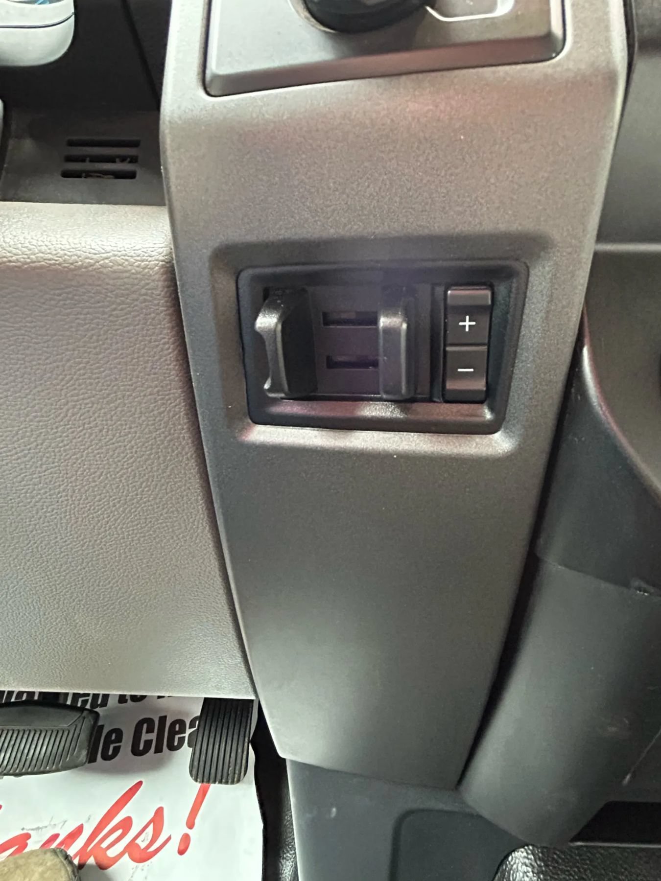 Used 2022 Ford F350 XL w/ Power Equipment Group AWD/4WD image 25