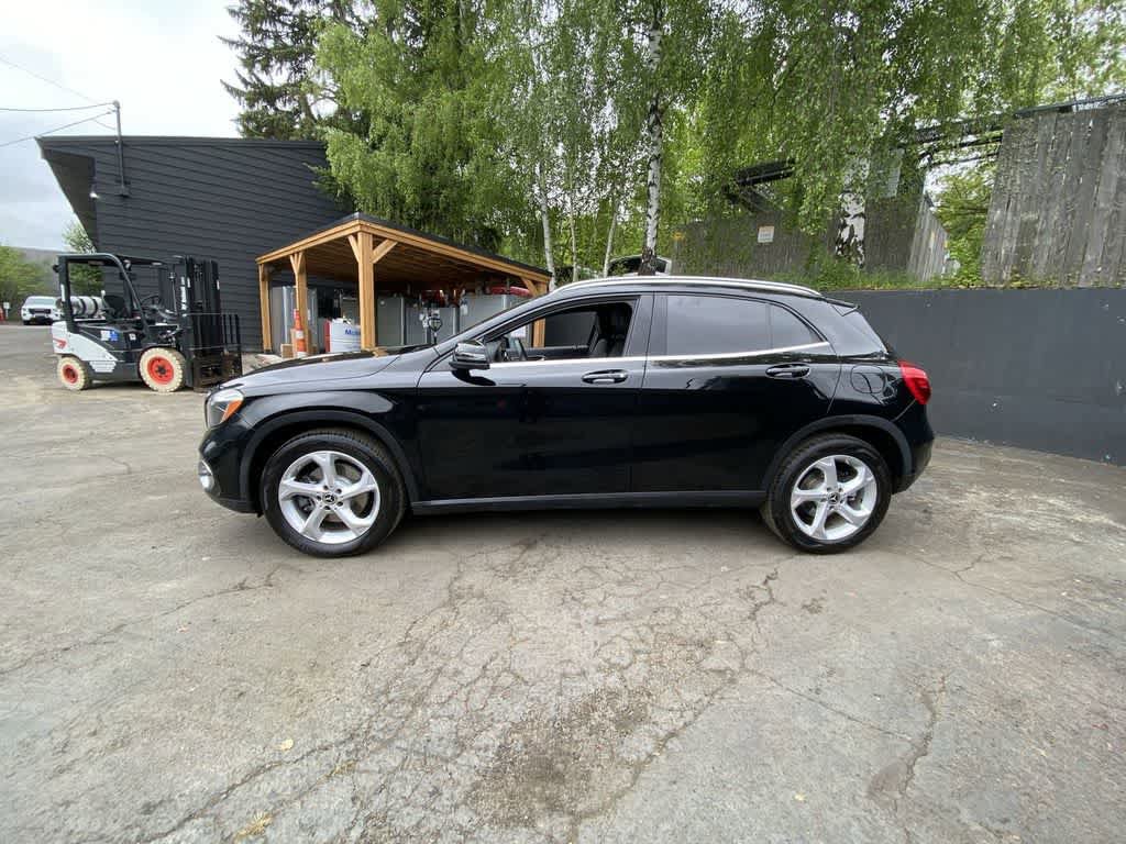 Used 2018 Mercedes-Benz GLA 250 4MATIC image 3