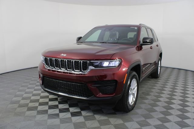 New 2026 Jeep Grand Cherokee Laredo AWD/4WD image 22