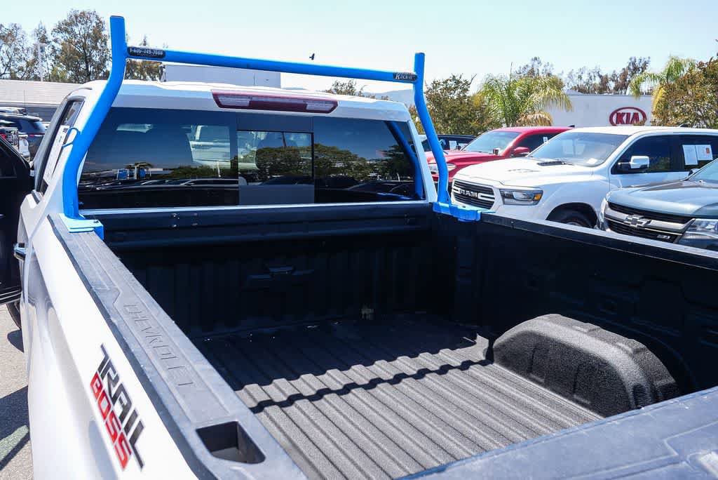 Used 2020 Chevrolet Silverado 1500 LT Trail Boss AWD/4WD image 25