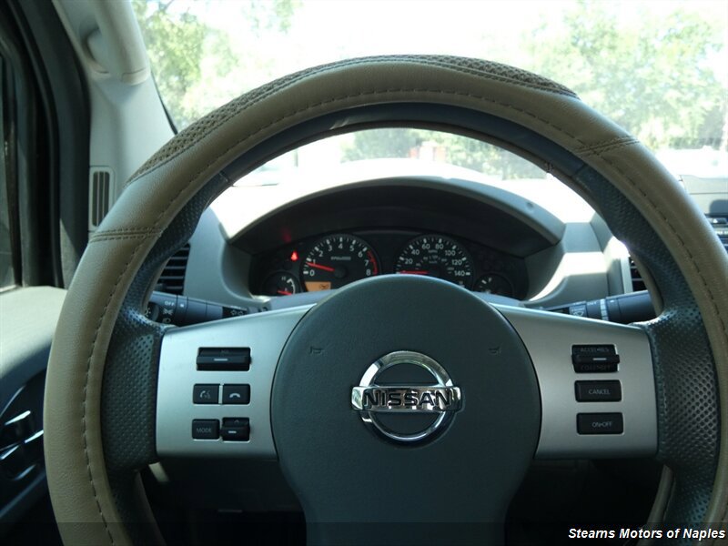 Used 2016 Nissan Frontier SV AWD/4WD image 24