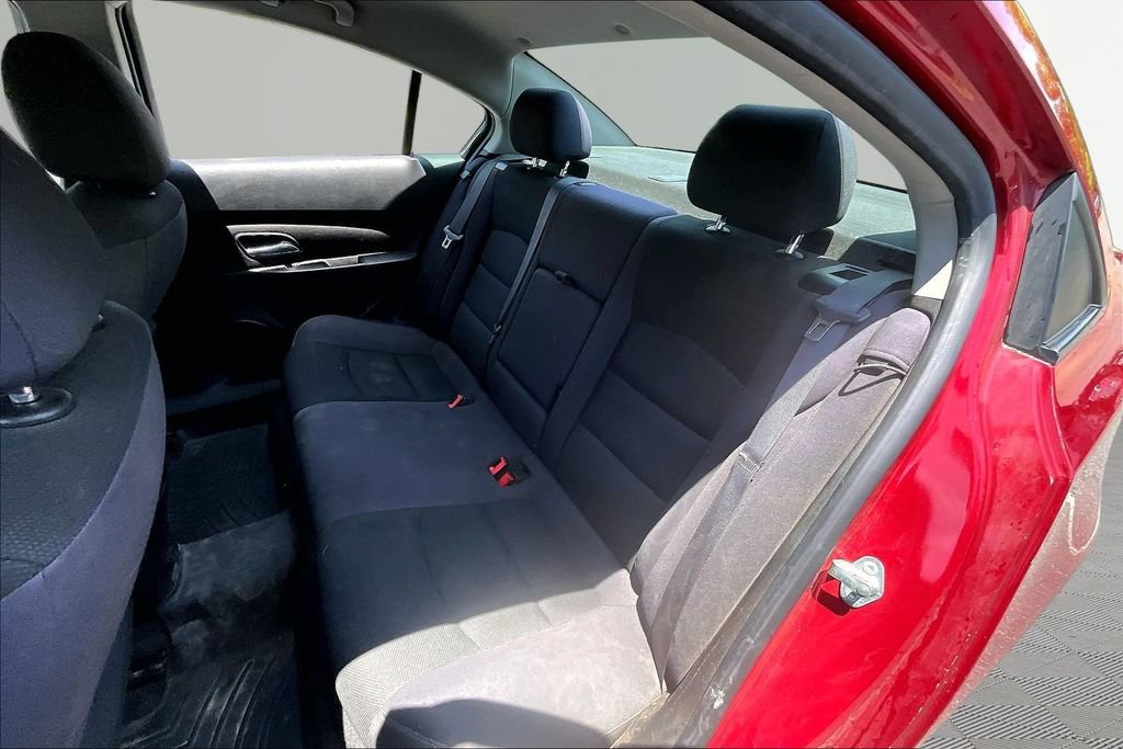 Used 2014 Chevrolet Cruze LT FWD image 15