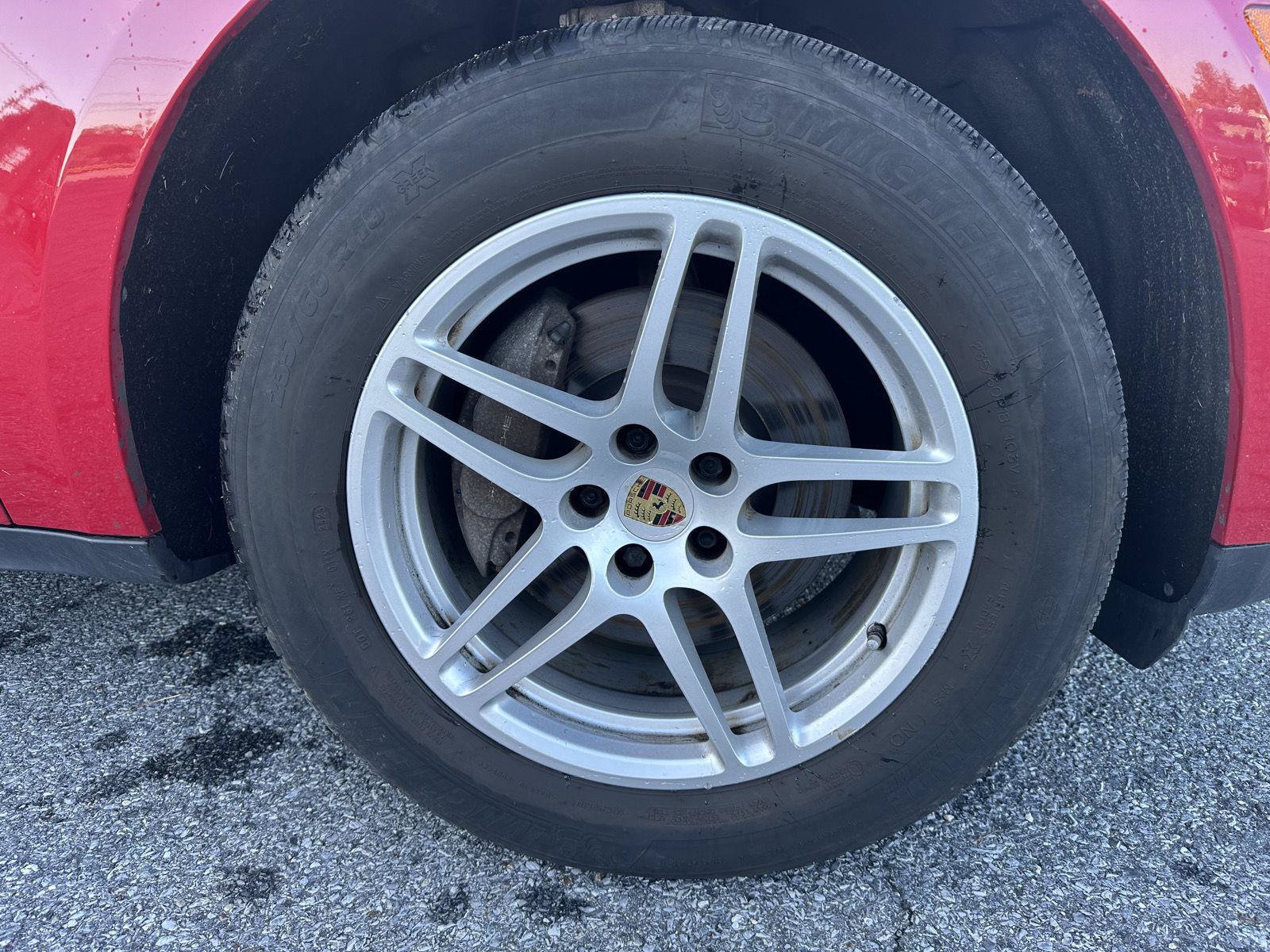 Used 2019 Porsche Macan AWD/4WD image 10