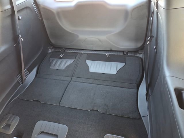New 2026 Chrysler Pacifica Select FWD image 6