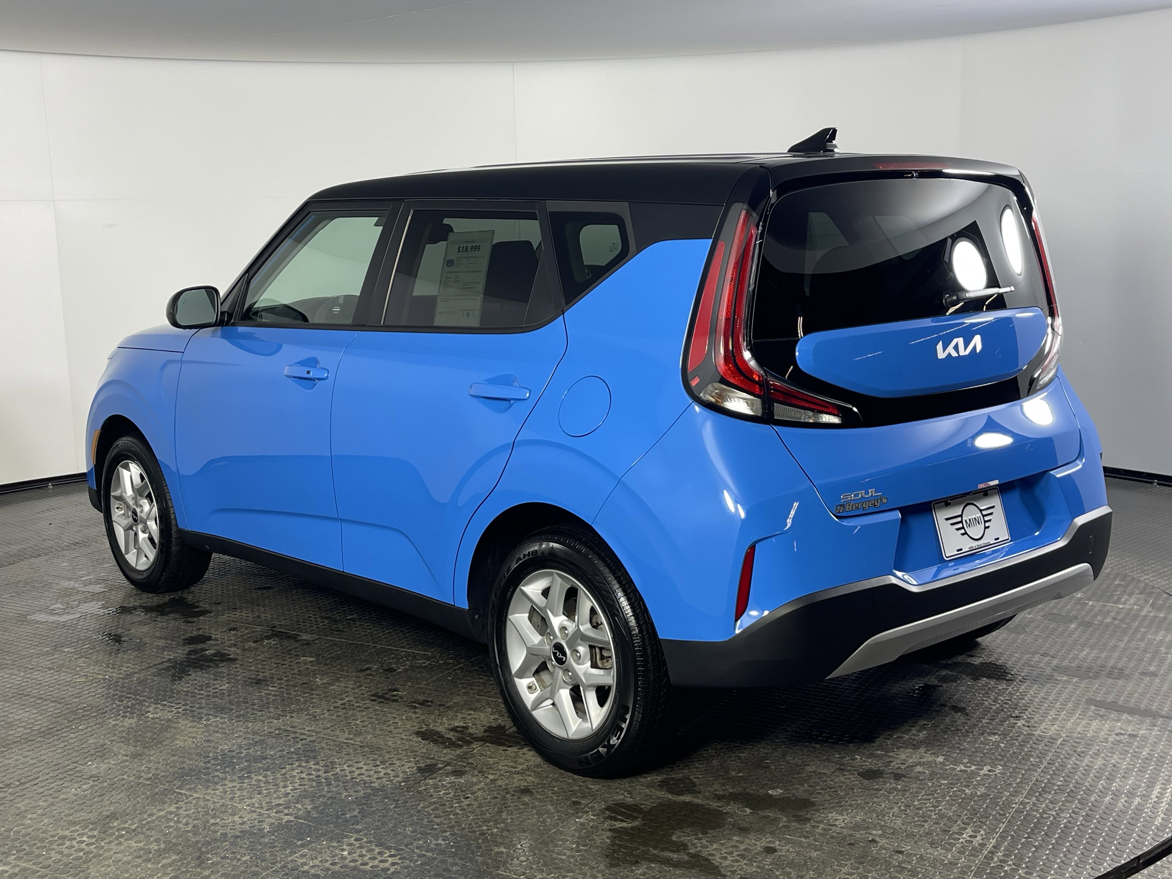 Used 2024 Kia Soul S image 6