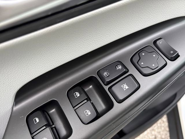 Used 2023 Hyundai Kona SEL w/ Convenience Package image 13