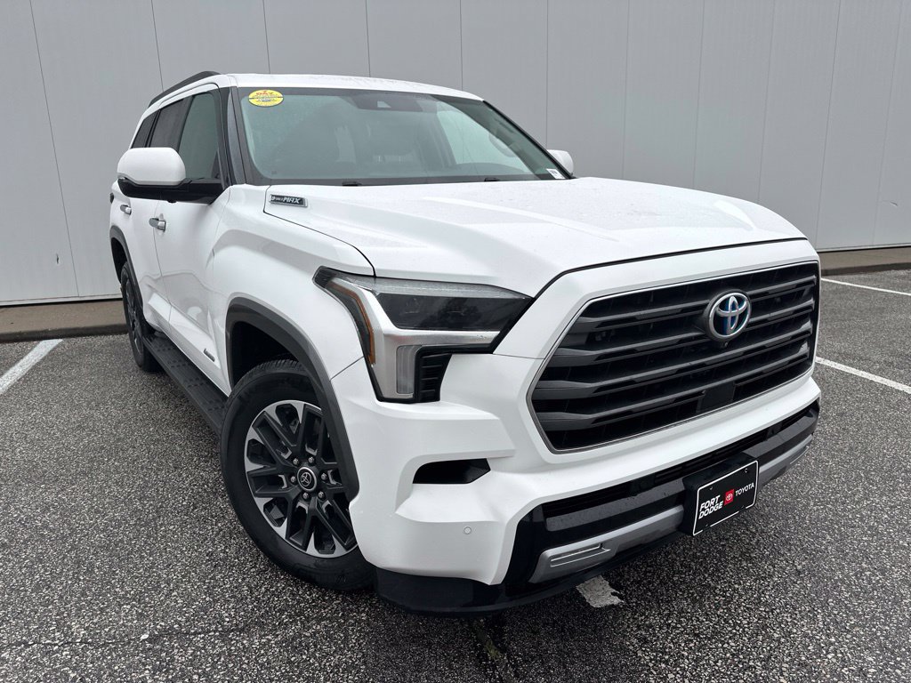 Used 2023 Toyota Sequoia Limited AWD/4WD image 10