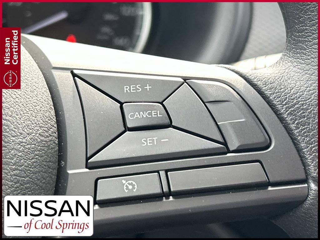 Certified 2025 Nissan Kicks Play S FWD image 28