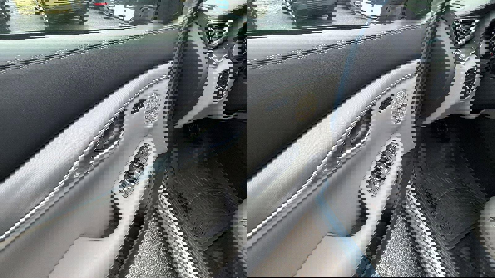 Used 2023 INFINITI QX50 Luxe image 12