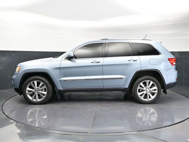 Used 2012 Jeep Grand Cherokee Laredo RWD image 8