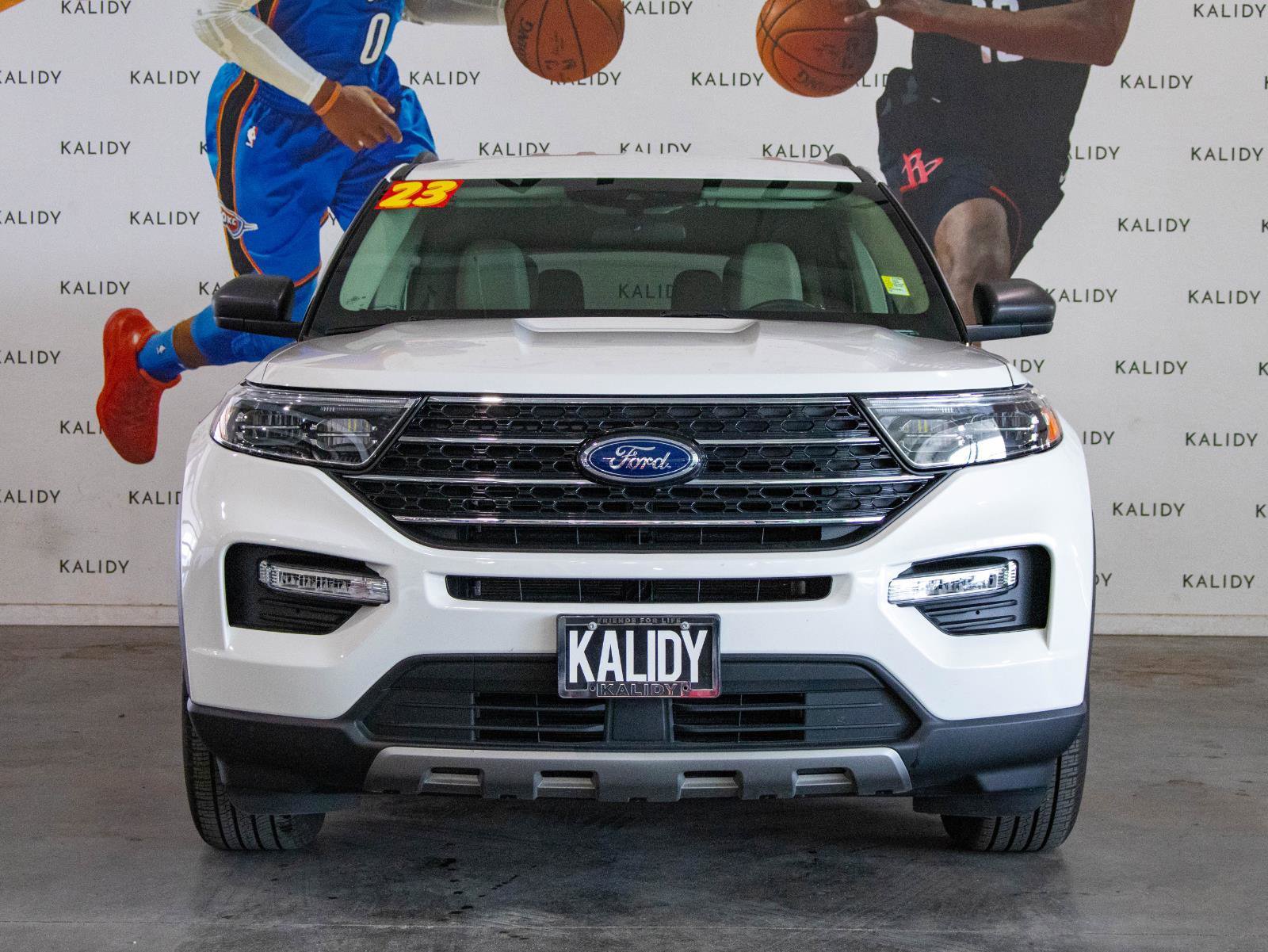 Used 2023 Ford Explorer XLT w/ Equipment Group 202A image 20