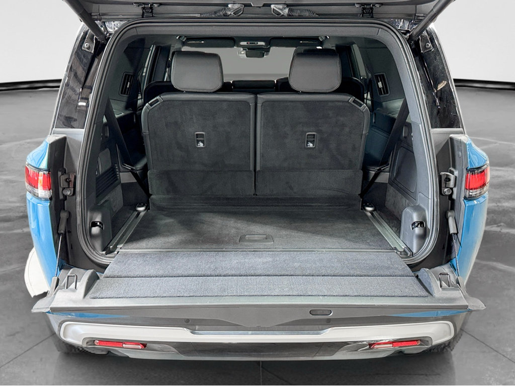 Used 2025 Rivian R1S Adventure AWD/4WD image 27