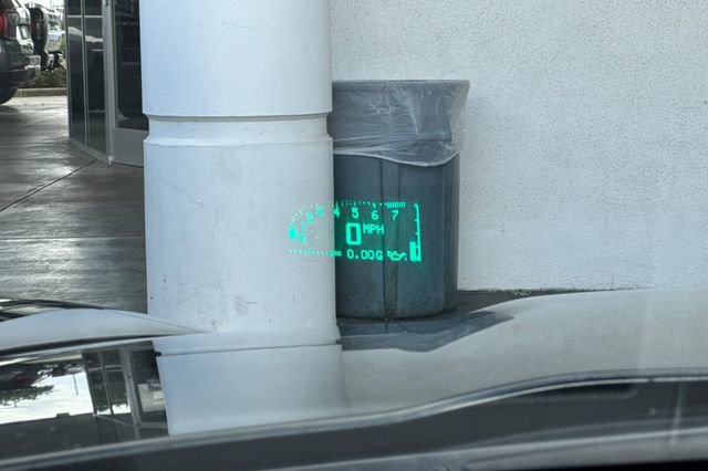 Used 2005 Chevrolet Corvette Convertible w/ Preferred Equipment Group image 37