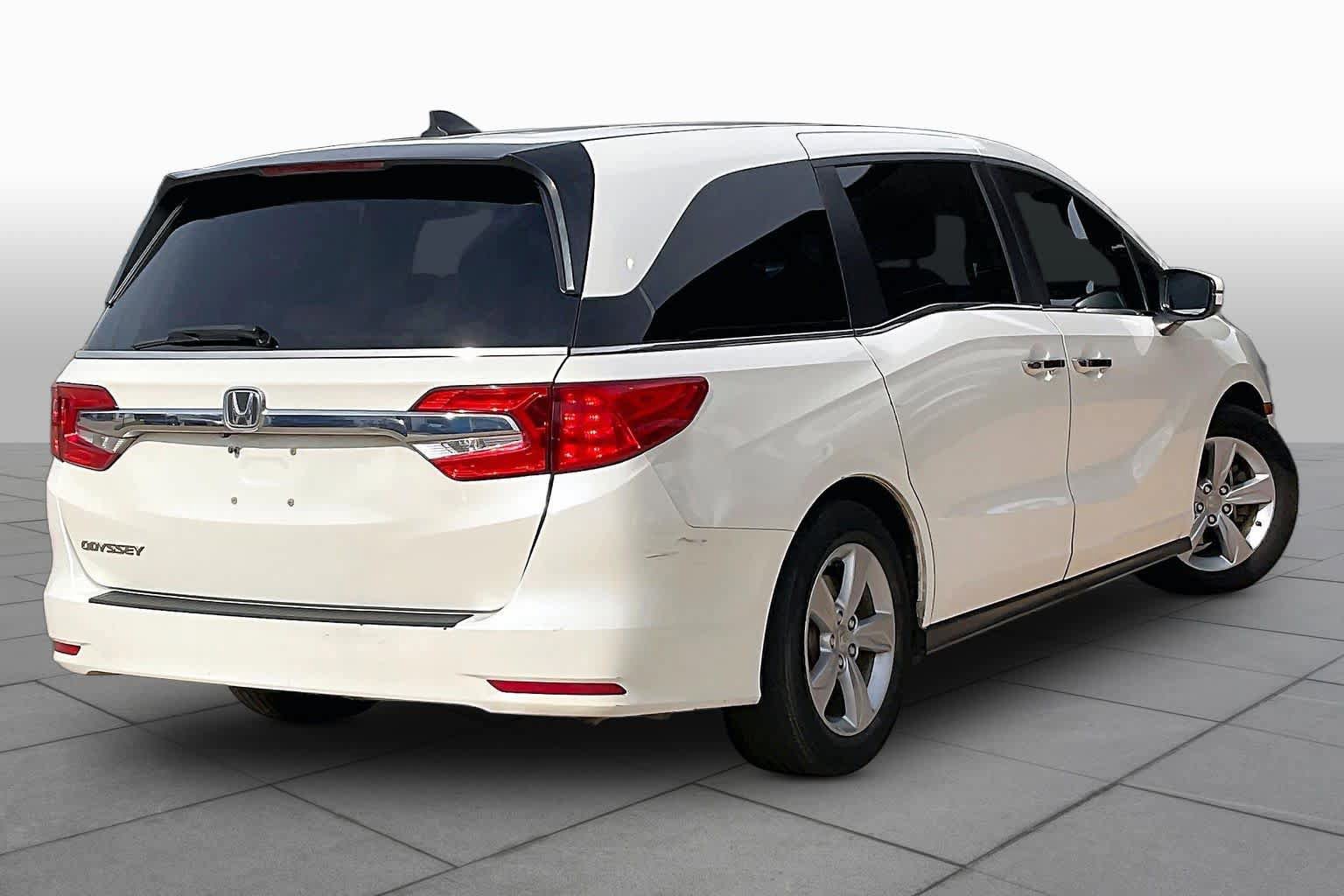 Used 2018 Honda Odyssey EX image 13