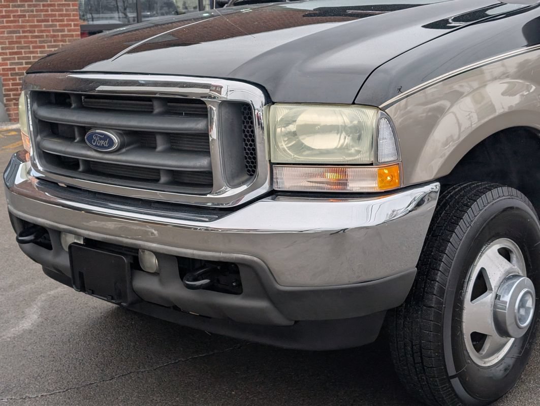 Used 2004 Ford F350 Lariat AWD/4WD image 19
