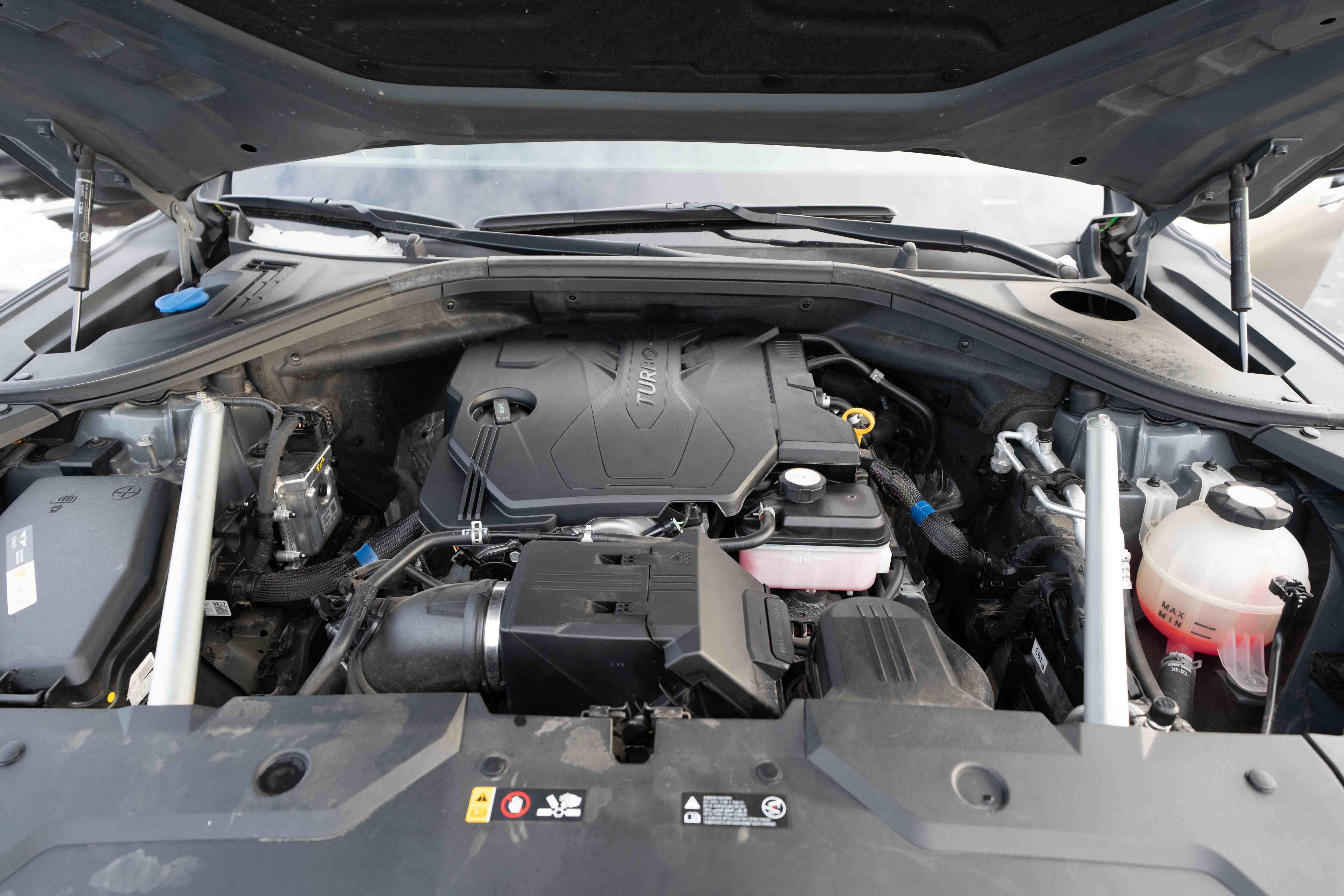 Used 2023 Genesis GV70 2.5T w/ Advanced Package image 32