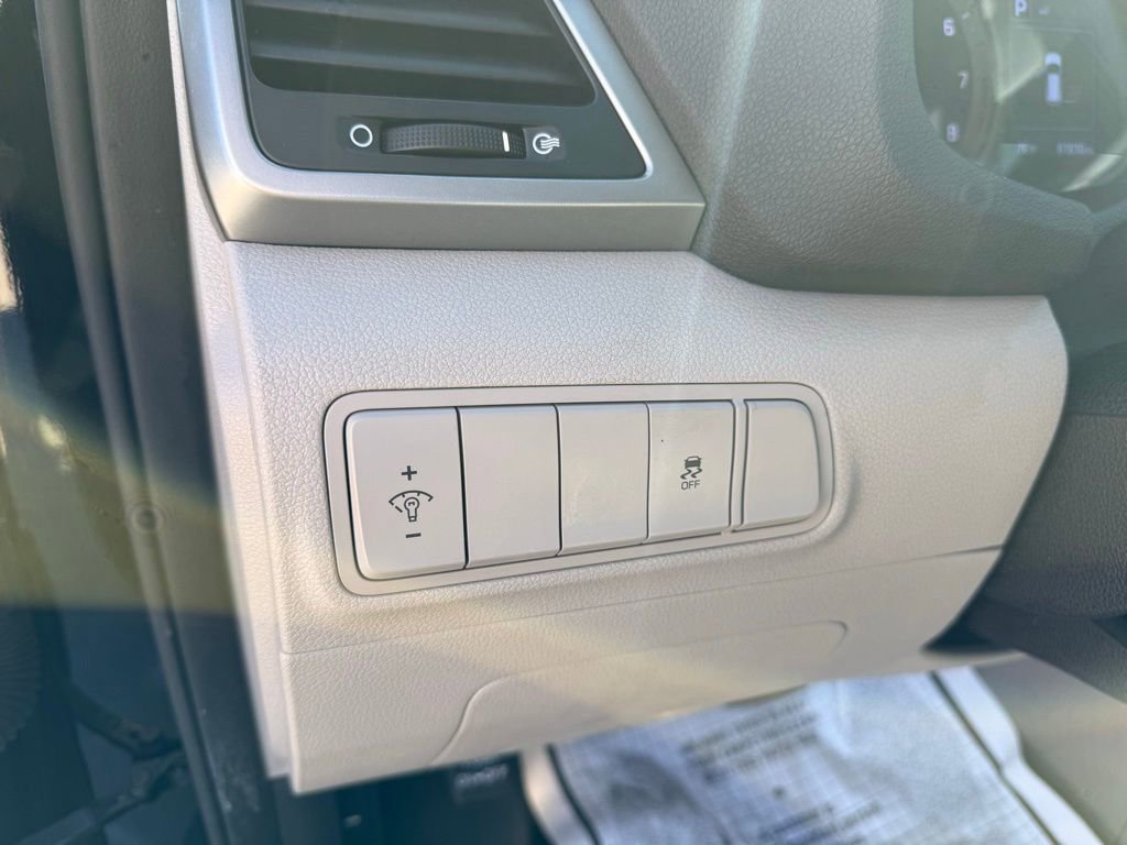 Used 2017 Hyundai Tucson Eco w/ Cargo Package image 11