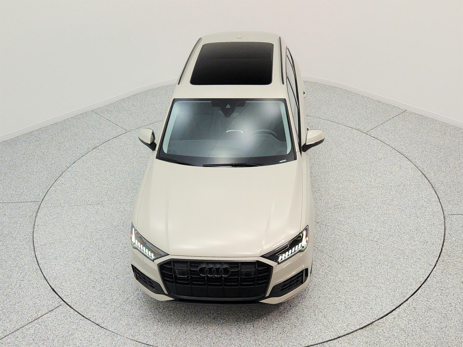 Used 2023 Audi Q7 2.0T Premium Plus w/ Premium Plus Package AWD/4WD image 23