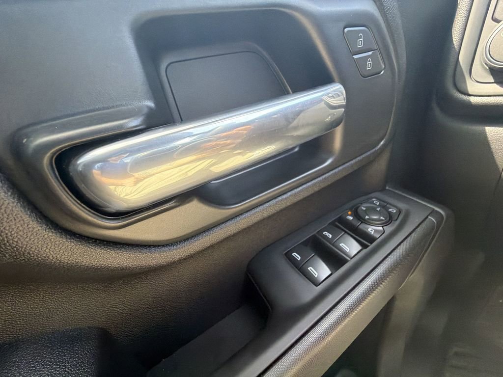 Used 2026 Chevrolet Silverado 2500 Custom w/ Custom Value Package image 13