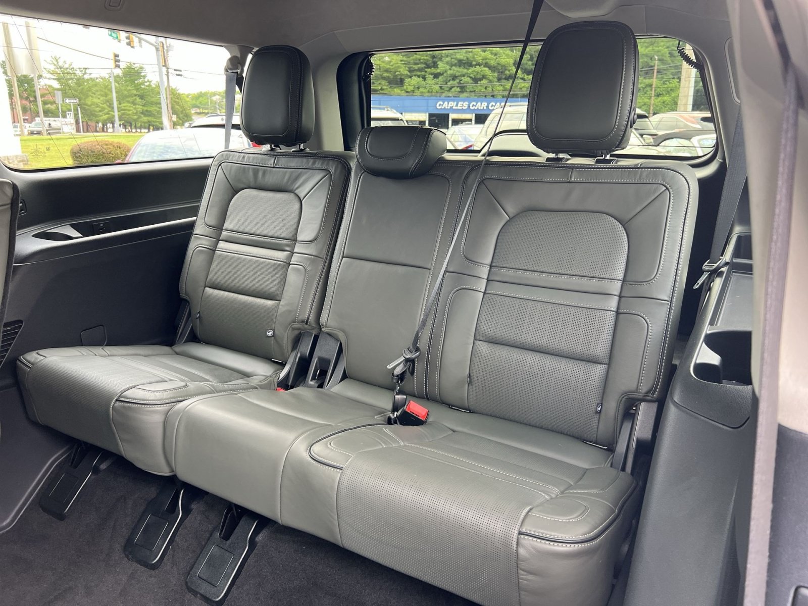 Used 2024 Lincoln Navigator L Black Label AWD/4WD image 25