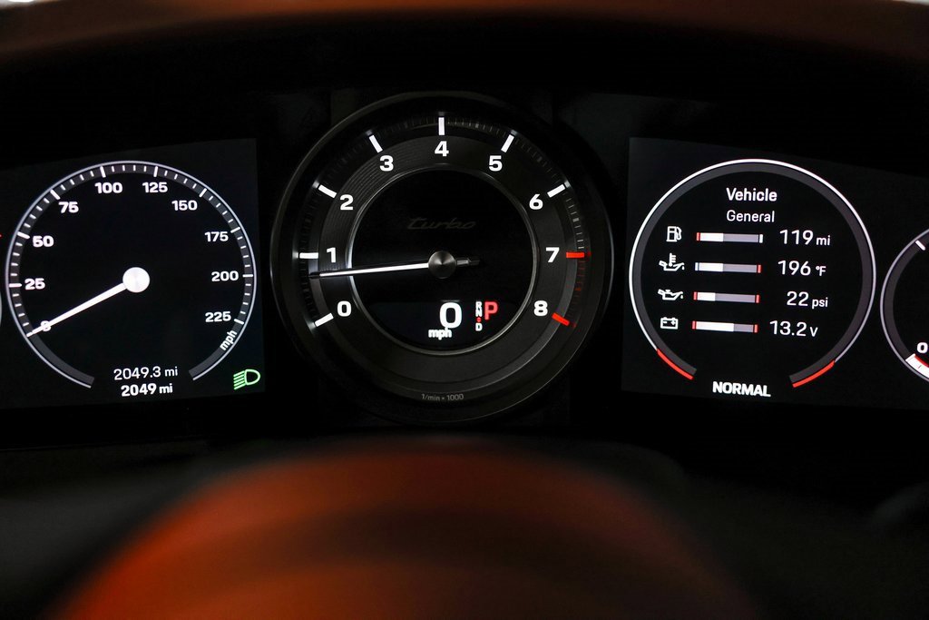 Used 2022 Porsche 911 Turbo image 29