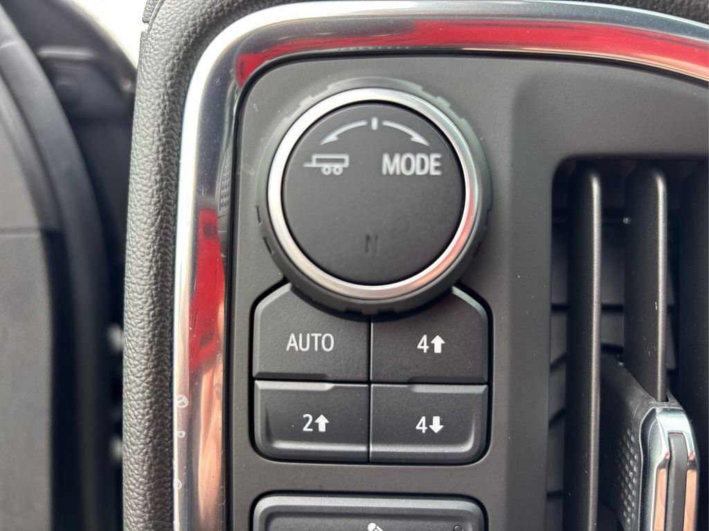 Used 2020 Chevrolet Silverado 1500 LT w/ All-Star Edition image 33