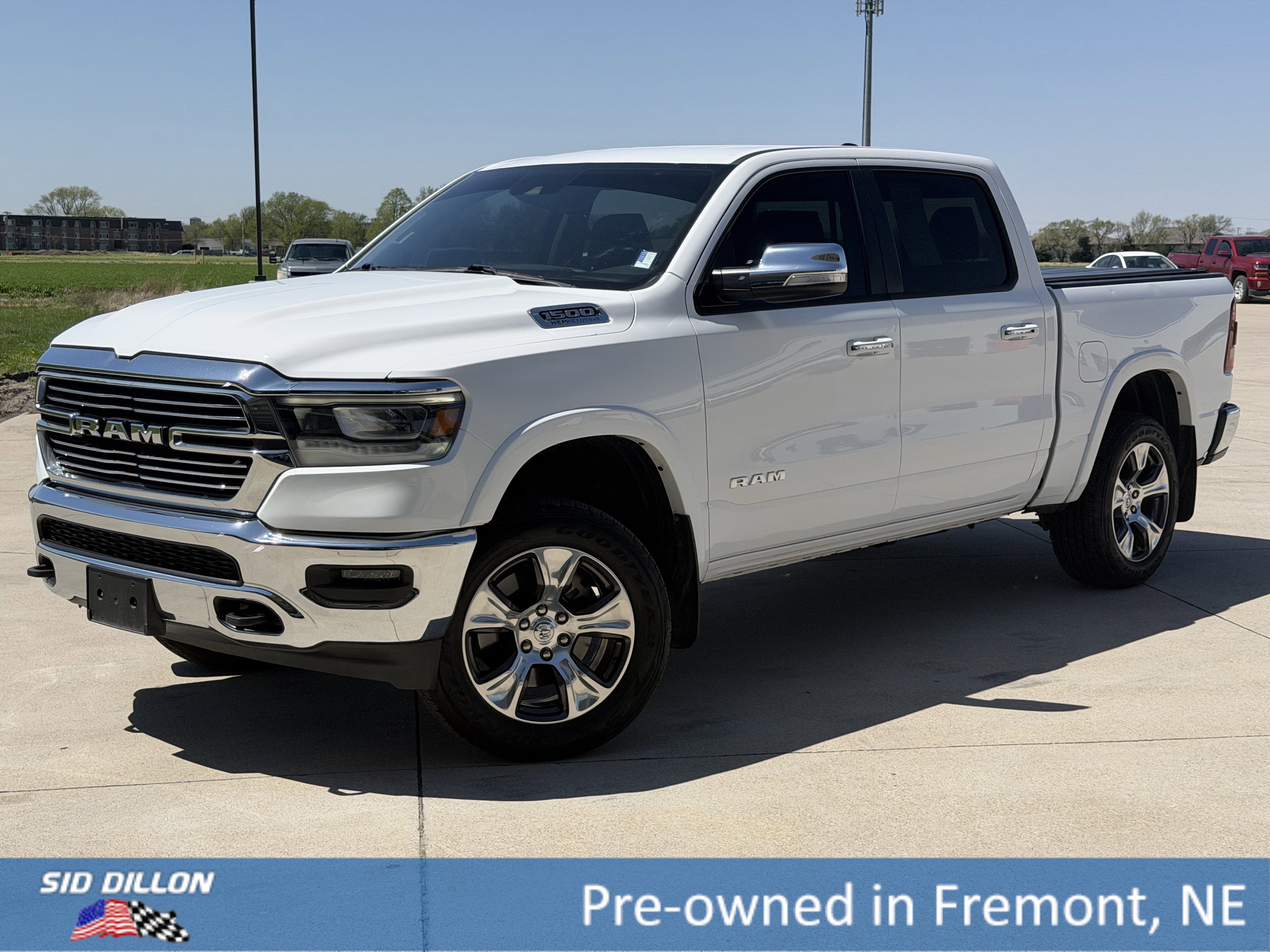 Used 2021 RAM 1500 Laramie w/ Off Road Group AWD/4WD image 1