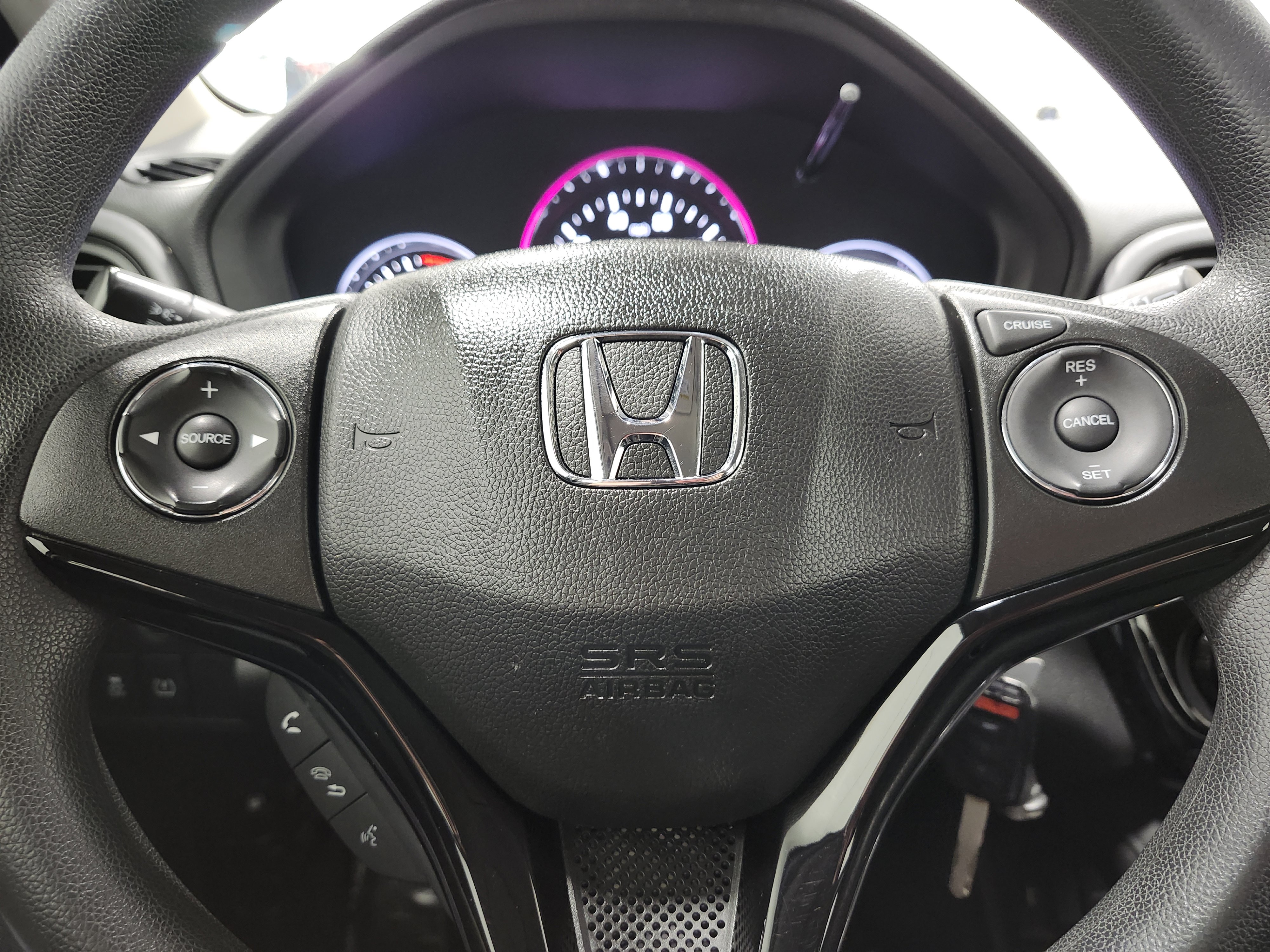 Used 2018 Honda HR-V LX image 25
