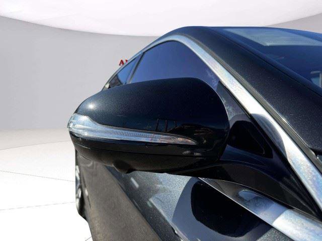 Used 2019 Mercedes-Benz S 560 4MATIC Sedan image 9