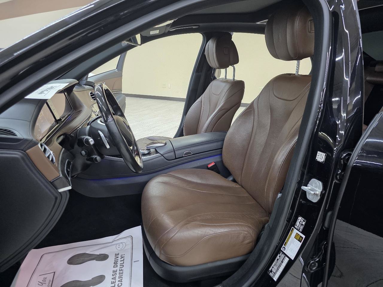 Used 2017 Mercedes-Benz S 550 Sedan image 18