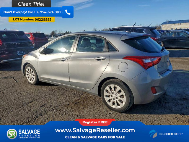 Used 2016 Hyundai Elantra GT image 3
