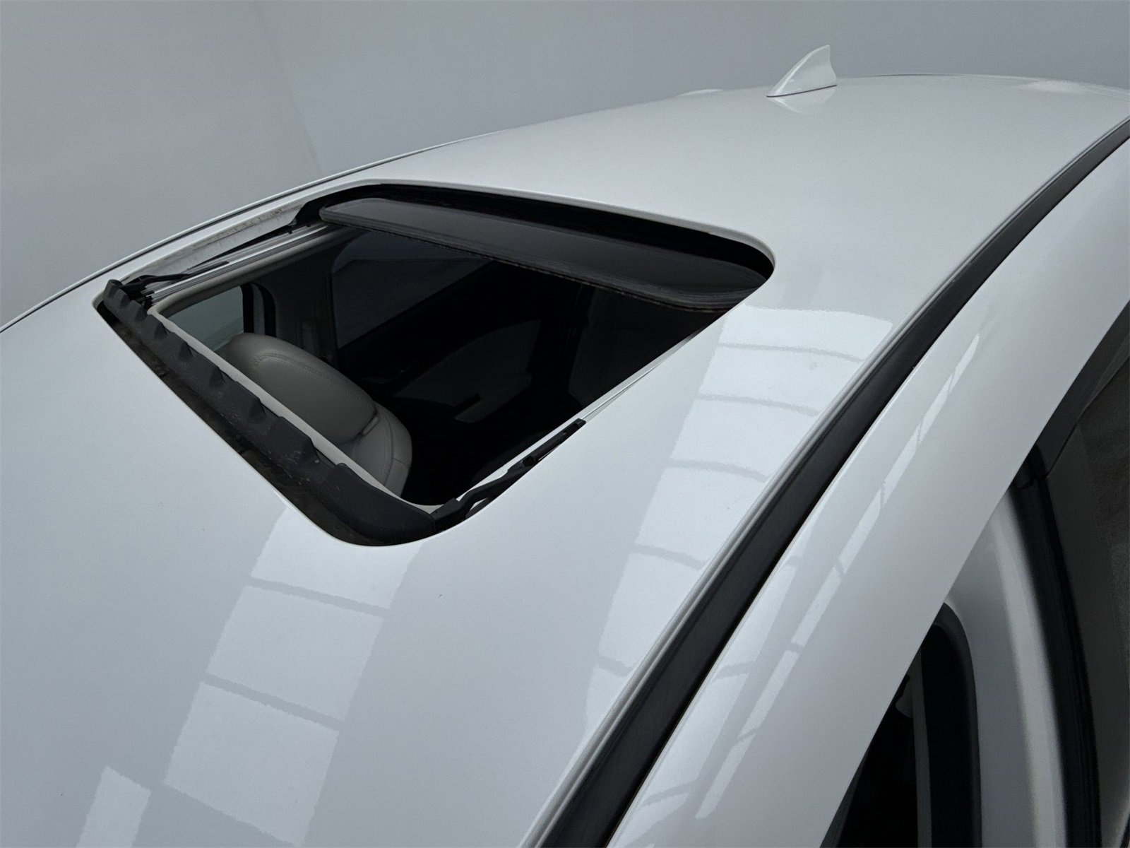 Used 2018 MAZDA MAZDA3 Grand Touring image 41