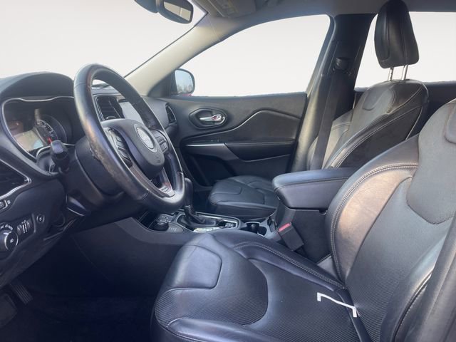 Used 2019 Jeep Cherokee Limited image 9