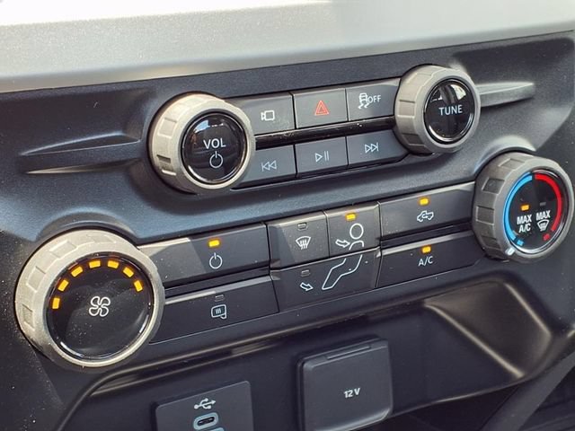 New 2025 Ford F250 XL w/ 360-Degree Camera Package RWD image 13