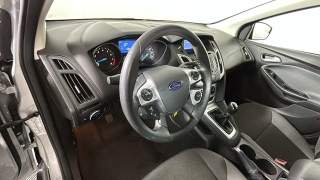 Used 2014 Ford Focus SE FWD image 14