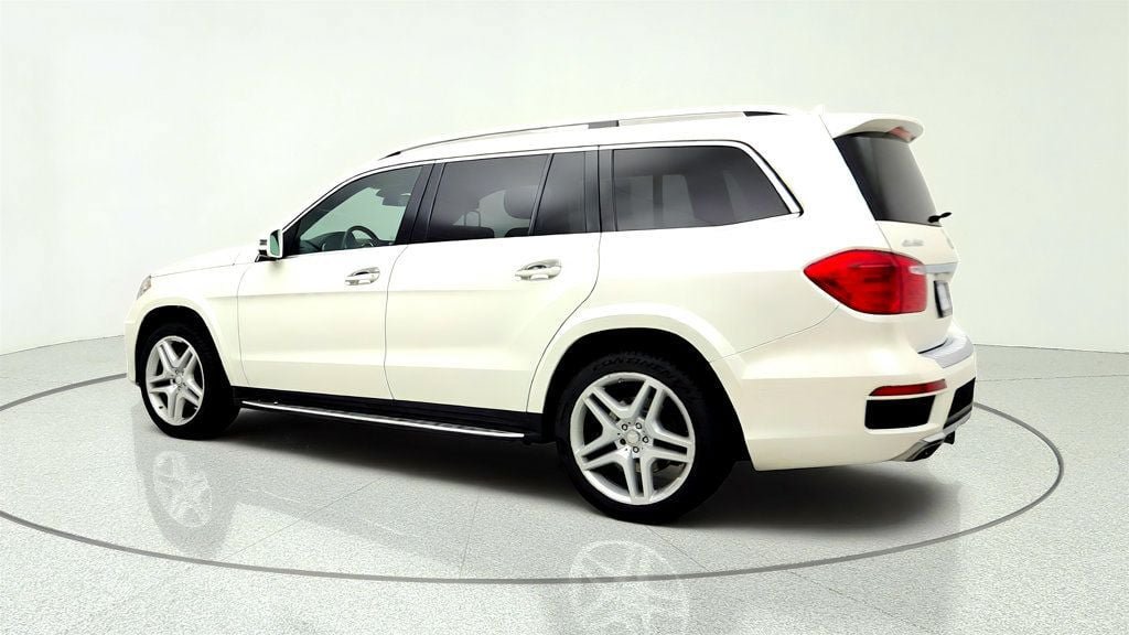 Used 2016 Mercedes-Benz GL 550 4MATIC image 7