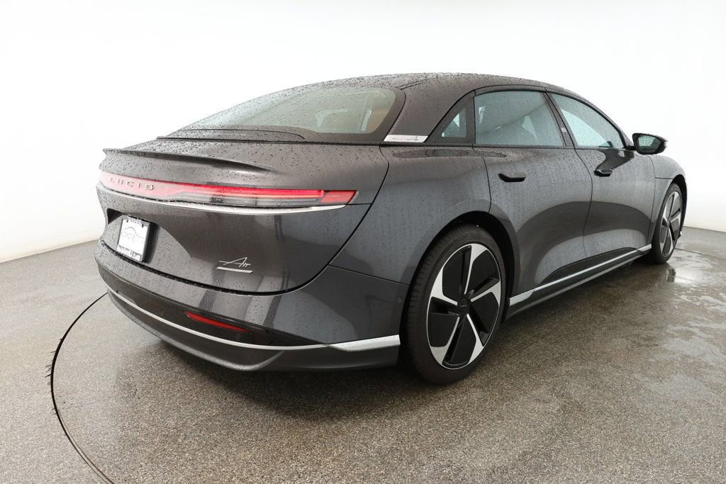 Used 2023 Lucid Air Touring image 4