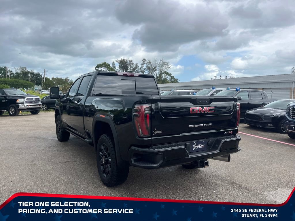 Used 2025 GMC Sierra 2500 AT4 w/ AT4 Premium Plus Package AWD/4WD image 7