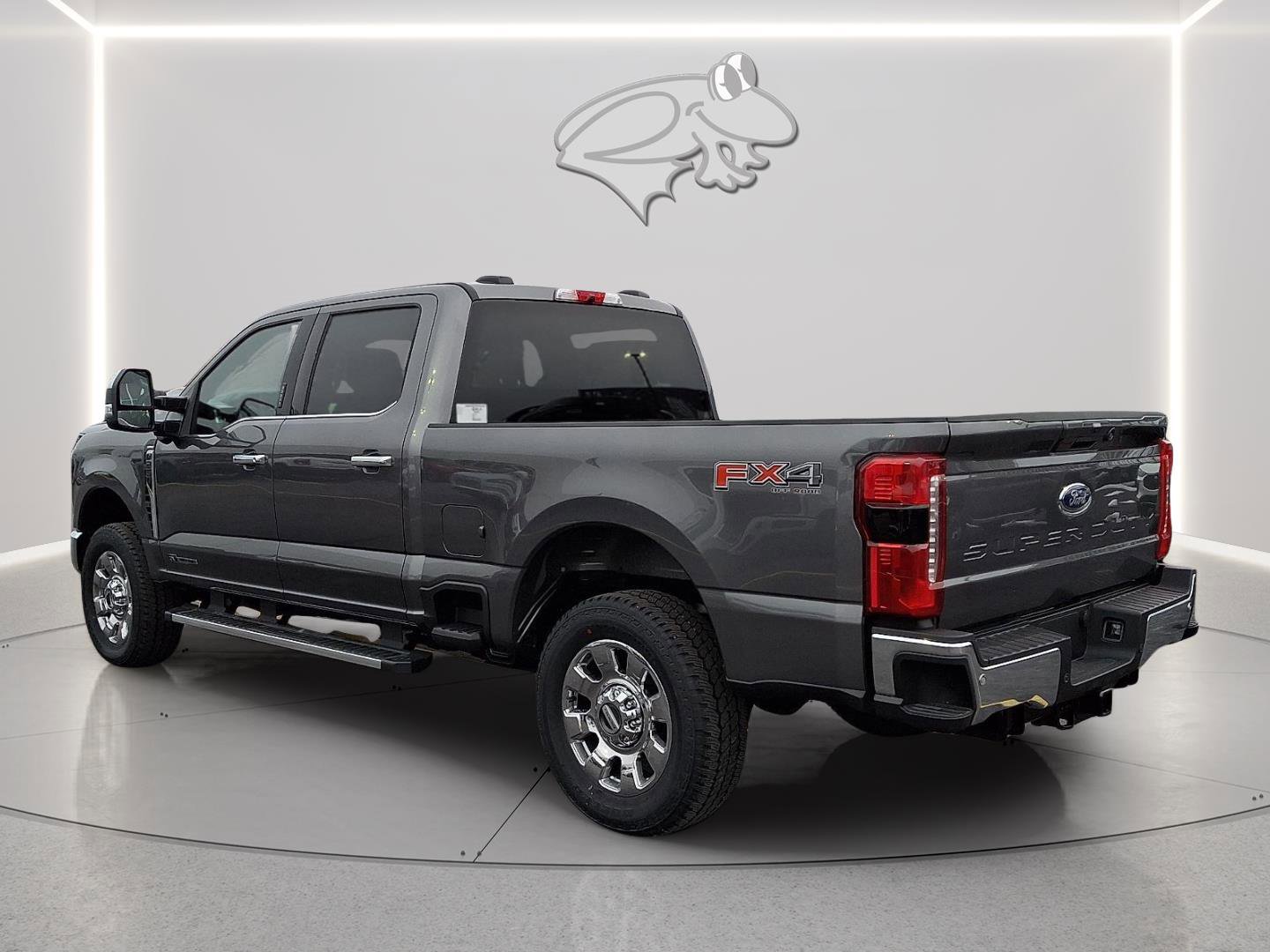 New 2026 Ford F250 Lariat w/ Chrome Package image 2