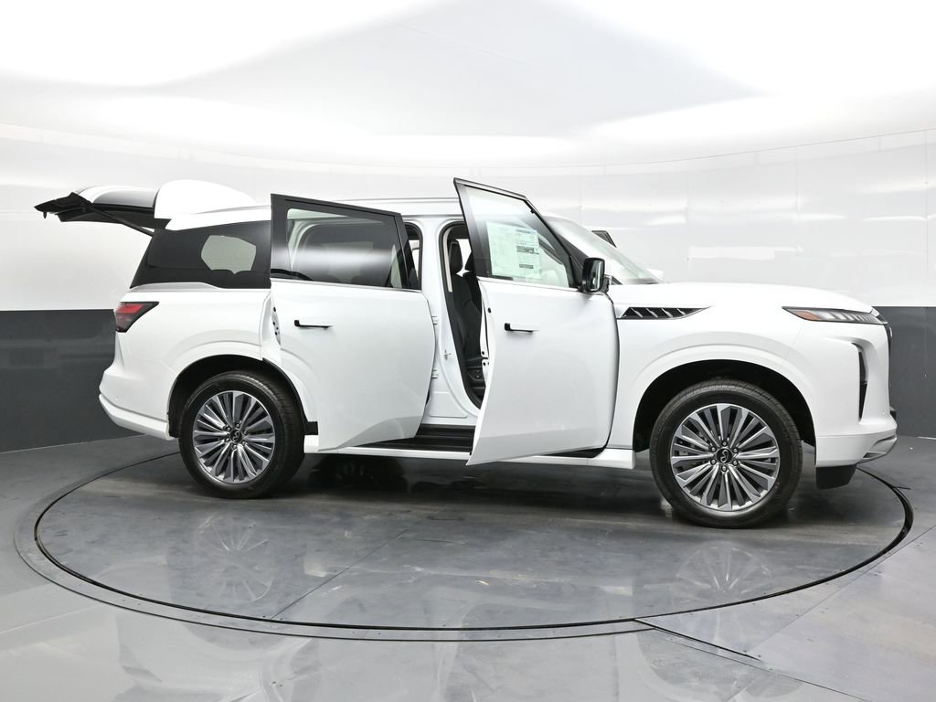 Used 2025 INFINITI QX80 Sensory image 31